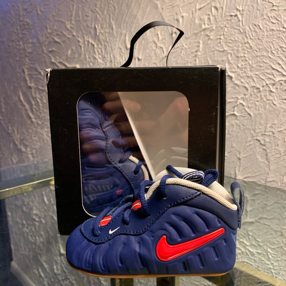 Nike lil Posite